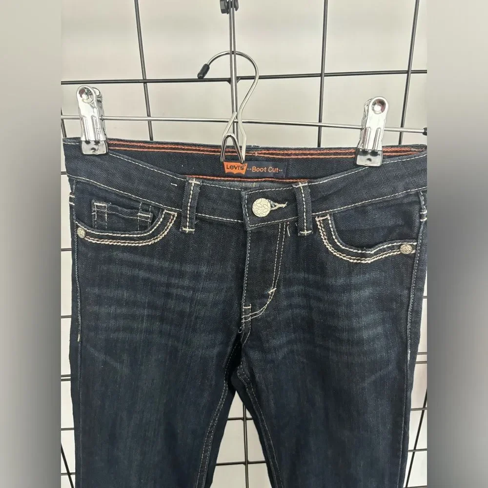 Levi’s boot cut slim fit jeans size 12slim NWOT